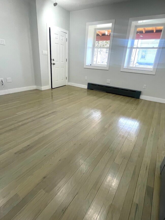 25 Graves St, Unit 1