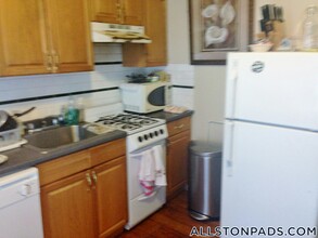 23 N Beacon St in Boston, MA - Building Photo - Building Photo