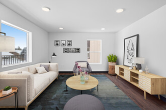 356 - Canal Vista in Redmond, OR - Building Photo - Building Photo