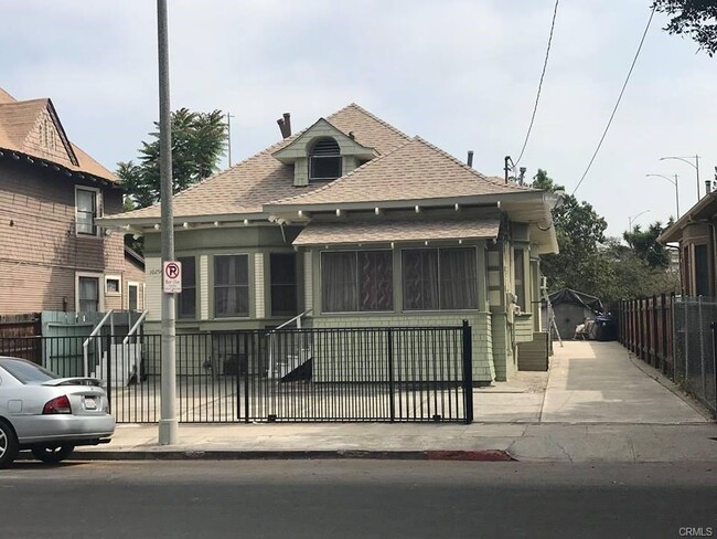 1025 W 20th St in Los Angeles, CA - Building Photo - Building Photo