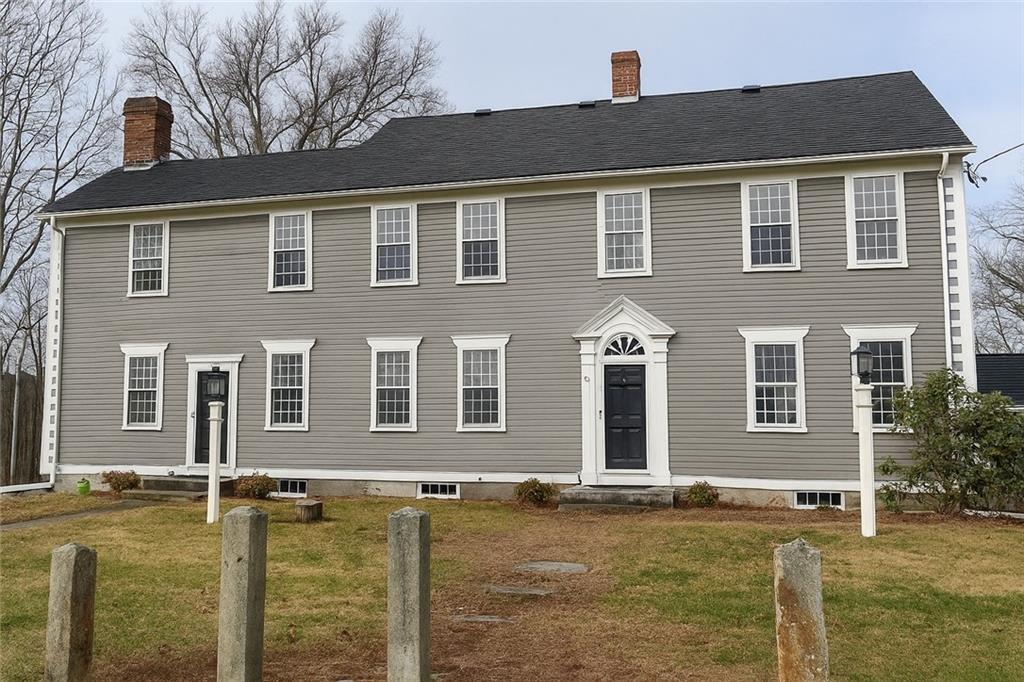4 Limerock Rd in Smithfield, RI - Building Photo