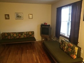 241 Laurel St in Hartford, CT - Foto de edificio - Interior Photo