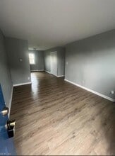 801 Randolph St, Unit B in Portsmouth, VA - Building Photo - Building Photo