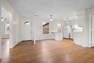 100 Grand Brook Dr in Greenwood, AR - Building Photo - Building Photo