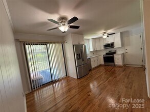 203 Valleydale Dr in Gastonia, NC - Building Photo - Building Photo