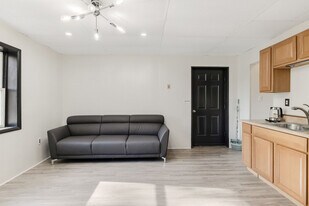 64 Montebello Rd in Montebello, NY - Building Photo