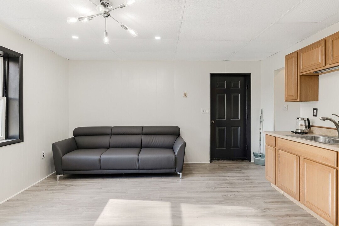 64 Montebello Rd in Montebello, NY - Building Photo