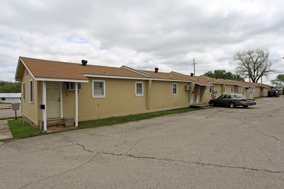 1740-1744 Classen Blvd in Norman, OK - Building Photo