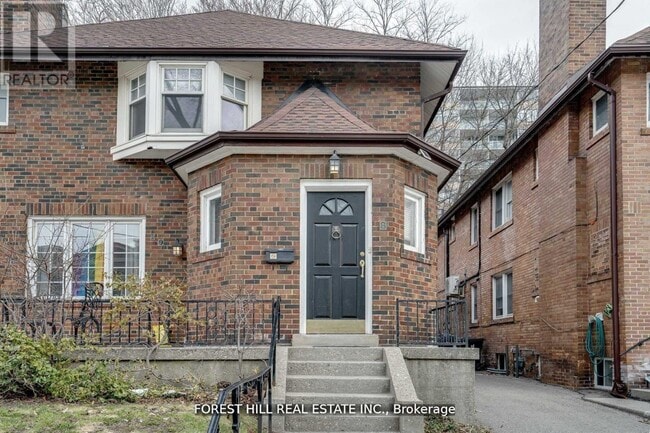 property at 8 Poplar Plains Crescent