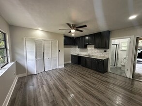 429 Ventura Ave in Orlando, FL - Foto de edificio - Building Photo