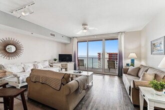 9896 S Thomas Dr, Unit SI ID1523318P in Panama City Beach, FL - Foto de edificio - Building Photo