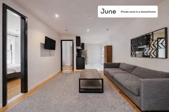 Room in Shared 6 bed/2 bath home in New York, NY - Foto de edificio - Building Photo