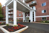 Building Photo - Nob Hill Apartamentos in Syracuse, New York