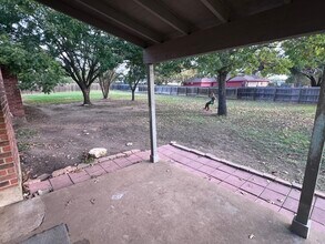 502 Dowitcher Cir in Buda, TX - Building Photo - Building Photo