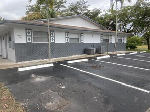 5840 NW 23rd St in Fort Lauderdale, FL - Building Photo - Building Photo