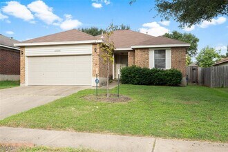 13806 Greinert Dr in Pflugerville, TX - Building Photo - Building Photo