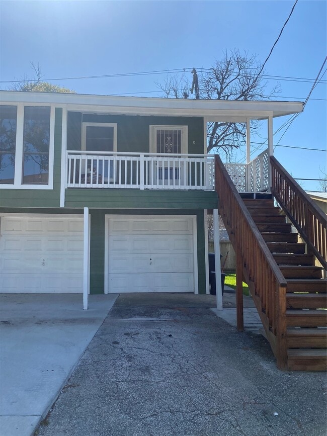 property at 8220 Glenview Dr