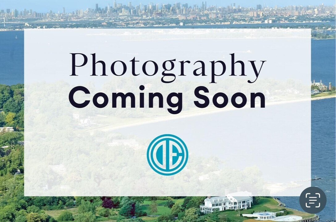 79-58 78th Ave in Queens, NY - Building Photo