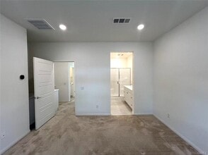 231 Steely in Irvine, CA - Building Photo - Building Photo
