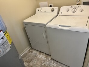 Woodscape Apartments in Culpeper, VA - Foto de edificio - Building Photo