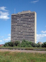 Riverview Tower in Minneapolis, MN - Building Photo - Building Photo