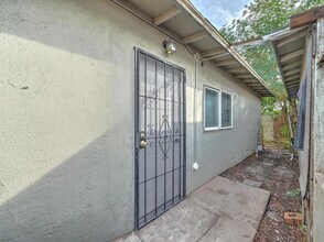 2135 W Hadley St in Phoenix, AZ - Building Photo - Building Photo
