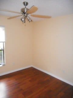 658 Bryan Terrace Dr in Brandon, FL - Building Photo - Building Photo