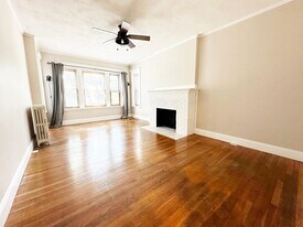 1263 Commonwealth Ave, Unit 3 in Boston, MA - Building Photo