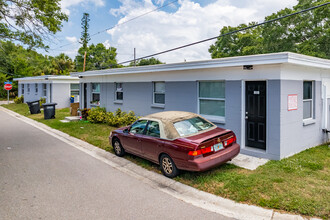 1006-1017 Vine Ave in Clearwater, FL - Building Photo - Building Photo