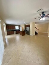 7821 Tuscany Woods Dr in Tampa, FL - Building Photo - Building Photo