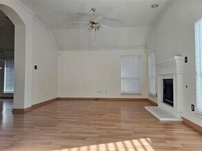 7783 Park Run Rd in Fort Worth, TX - Building Photo - Building Photo