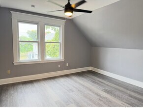 106 Helen St in Hamden, CT - Building Photo - Building Photo
