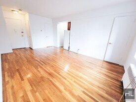 East 58th Street in New York, NY - Building Photo