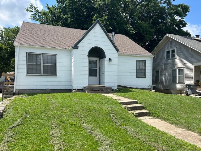 property at 1307 Merchant St