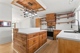 25075 Huston St in Brooksville, FL - Building Photo - Building Photo