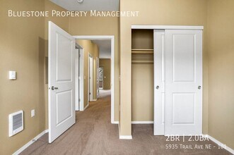 5935 Trail Ave NE, Unit 101 in Keizer, OR - Building Photo - Building Photo