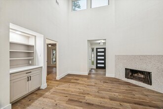 3623 Acorn Way Ln in Spring, TX - Foto de edificio - Building Photo