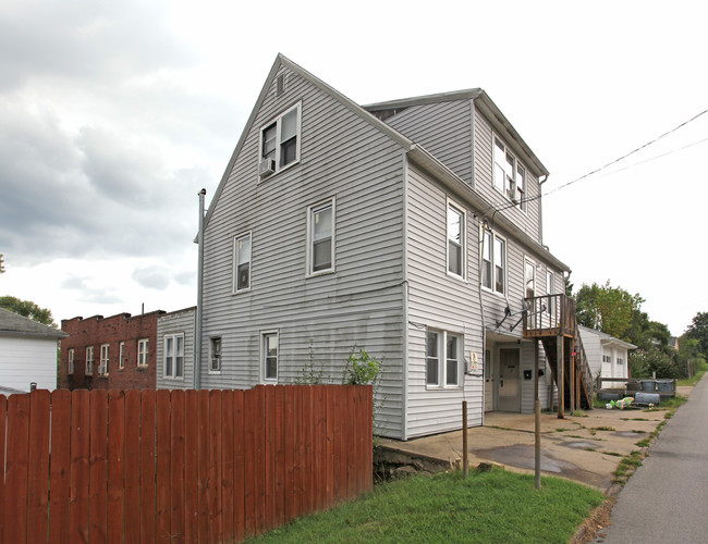 312 Ash in Clarksburg, WV - Building Photo - Building Photo