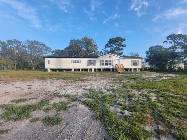4541 Deer Run Rd in St. Cloud, FL - Building Photo - Building Photo