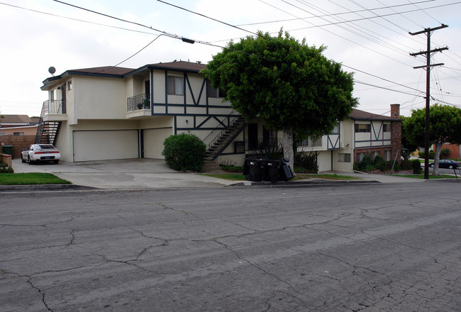 206 Stepney St in Inglewood, CA - Building Photo - Building Photo