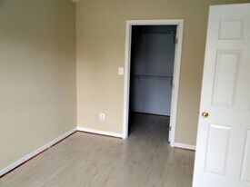 9300 Witch Hazel Way in Manassas, VA - Building Photo