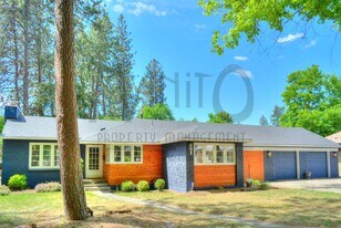 1624 S Grand Blvd in Spokane, WA - Building Photo