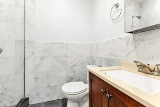 32 Garnet St in Brooklyn, NY - Building Photo - Building Photo