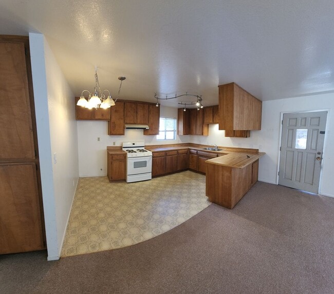 property at 686 Air Park Dr