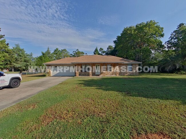property at 612 Moss Dr