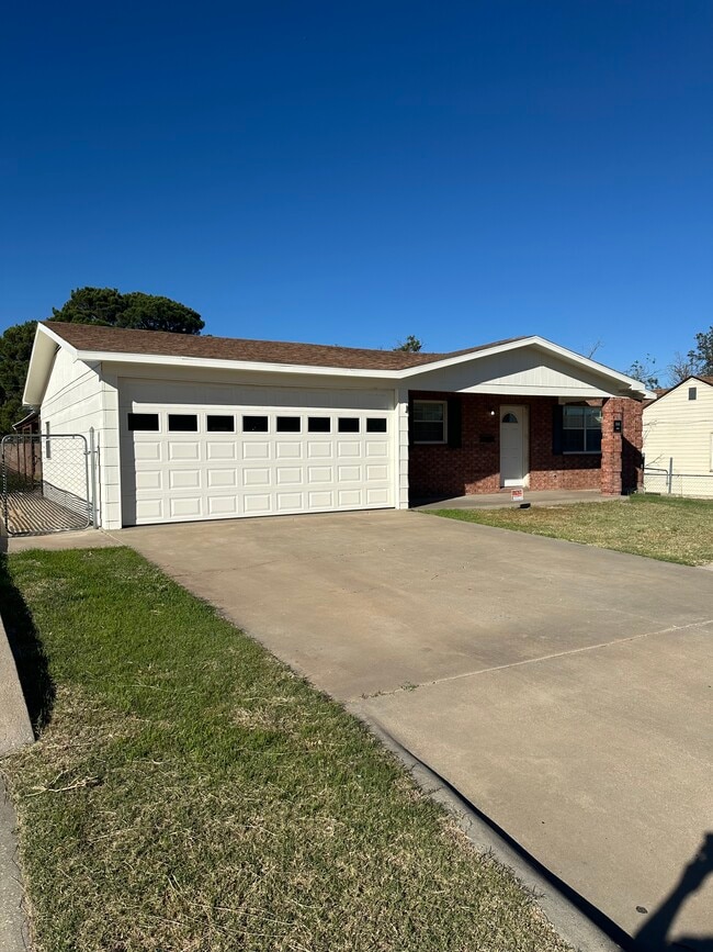 property at 1606 Nolan St