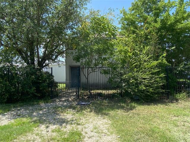 property at 1340 TX-276