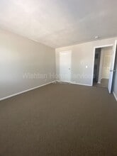 217 Charleston Blvd in Macomb, IL - Building Photo - Building Photo