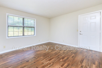 112 S Ridge Dr in Woodbury, TN - Building Photo - Building Photo