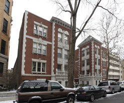 Surf Apartments in Chicago, IL - Foto de edificio - Building Photo